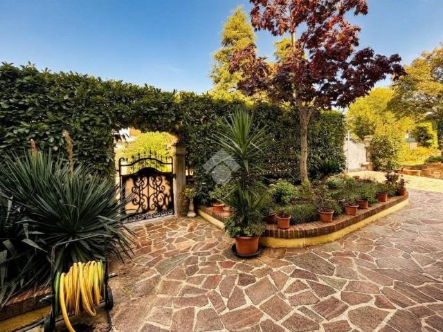 Villa in vendita a Neviano degli Arduini PR