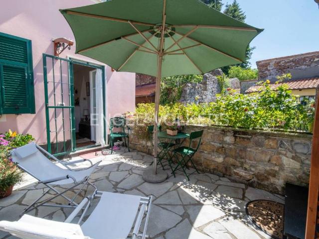 Villa in vendita a Ne GE