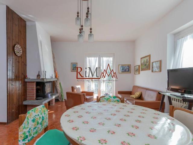 Villa in vendita a Nebbiuno NO