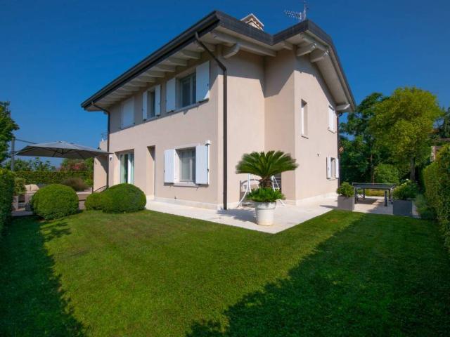 Villa in vendita a Negrar di Valpolicella VR
