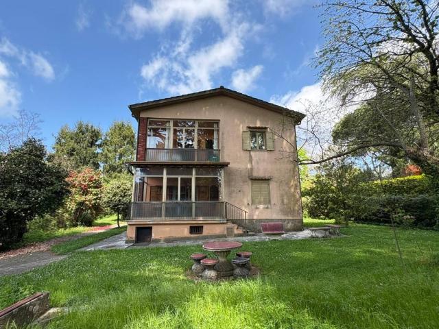 Villa in vendita a Nemi RM
