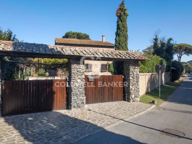 Villa in vendita a Nepi