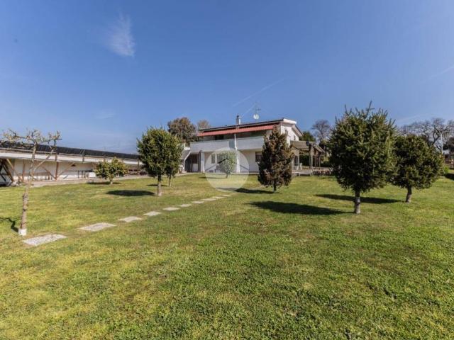 Villa in vendita a Nepi VT