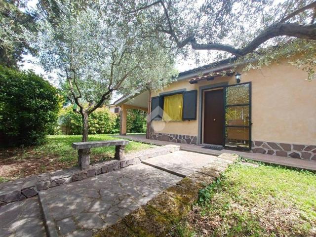 Villa in vendita a Nepi VT