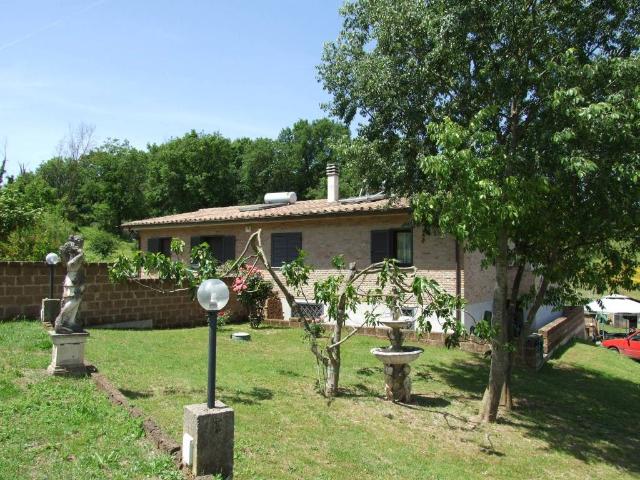 Villa in vendita a Nepi VT