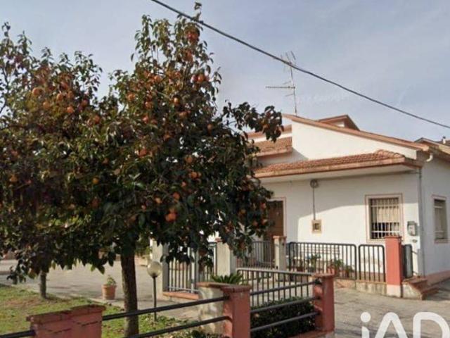 Villa in vendita a Nereto TE