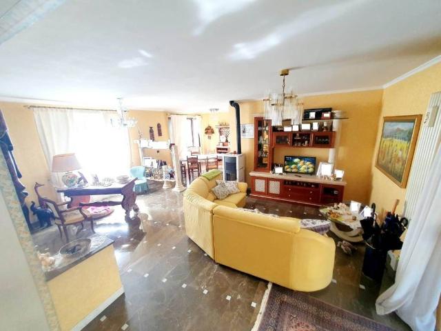 Villa in vendita a Nerola RM