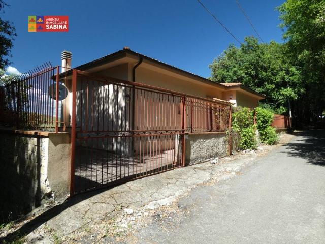 Villa in vendita a Nerola RM