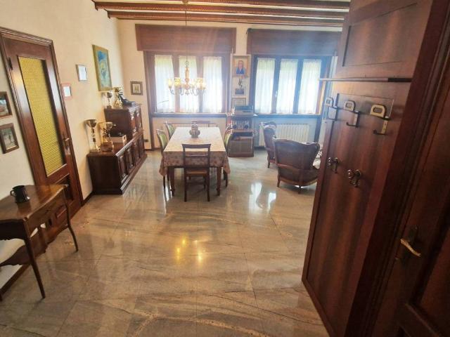 Villa in vendita a Nerviano MI