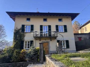 Villa in vendita a Nesso CO