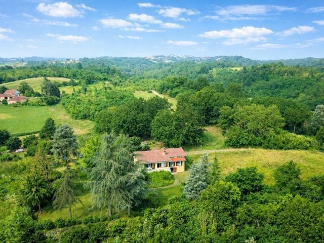 Villa in vendita a Nizza Monferrato AT