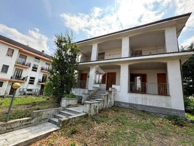 Villa in vendita a Nizza Monferrato AT