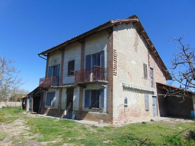 Villa in vendita a Nizza Monferrato AT