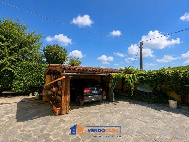 Villa in vendita a Nizza Monferrato AT
