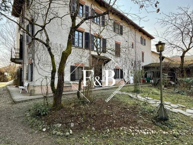 Villa in vendita a Nizza Monferrato AT