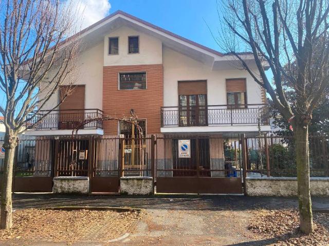 Villa in vendita a Nichelino TO