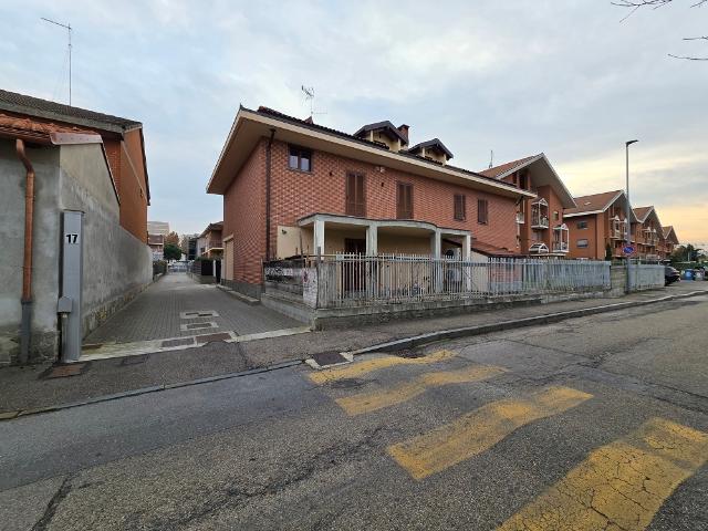 Villa in vendita a Nichelino