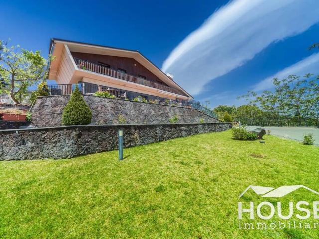 Villa in vendita a Nicolosi CT