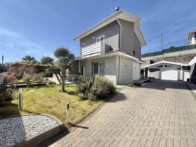 Villa in vendita a Nicolosi CT