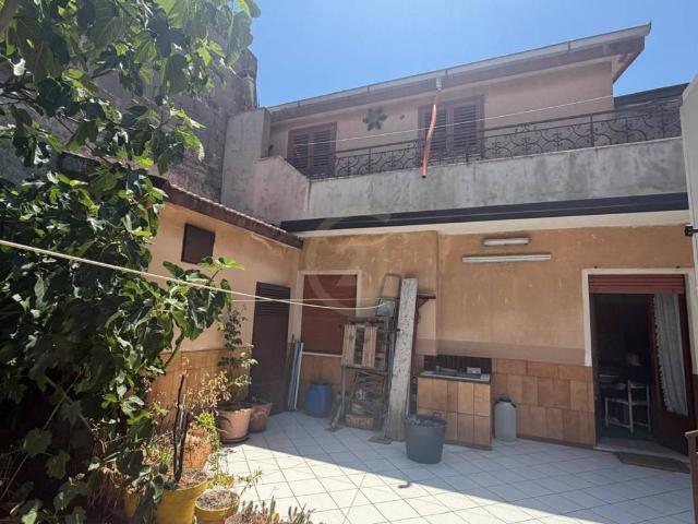 Villa in vendita a Nicolosi CT