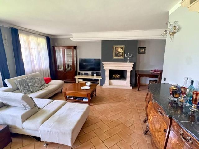 Villa in vendita a Nuvolera BS