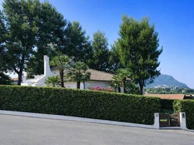 Villa in vendita a Numana AN