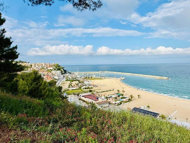 Villa in vendita a Numana AN