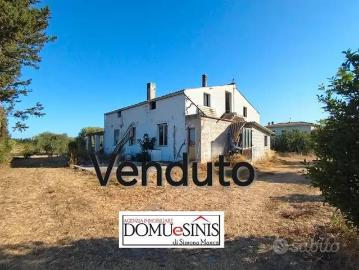 Villa in vendita a Nurachi OR