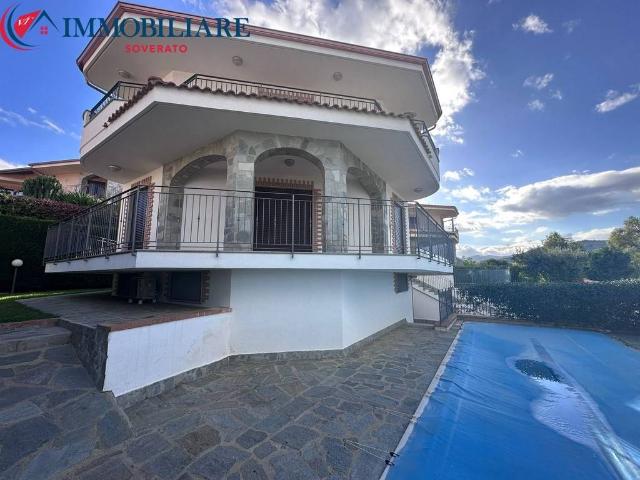 Villa in vendita a Soverato CZ
