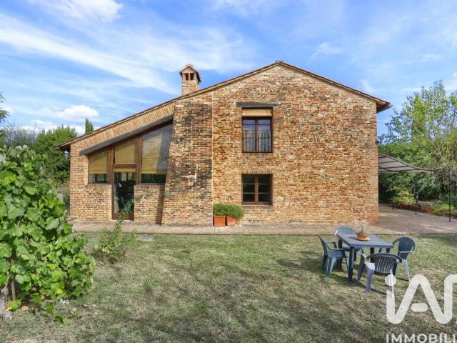 Villa in vendita a Sovicille SI
