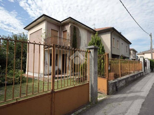 Villa in vendita a Sovico MB