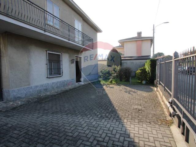 Villa in vendita a Sovico MB