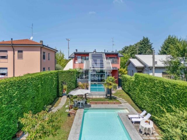 Villa in vendita a Sovico MB