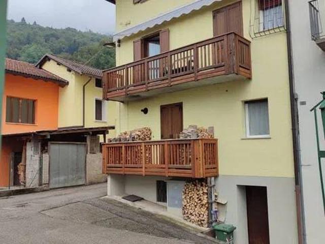Villa in vendita a Sovramonte BL