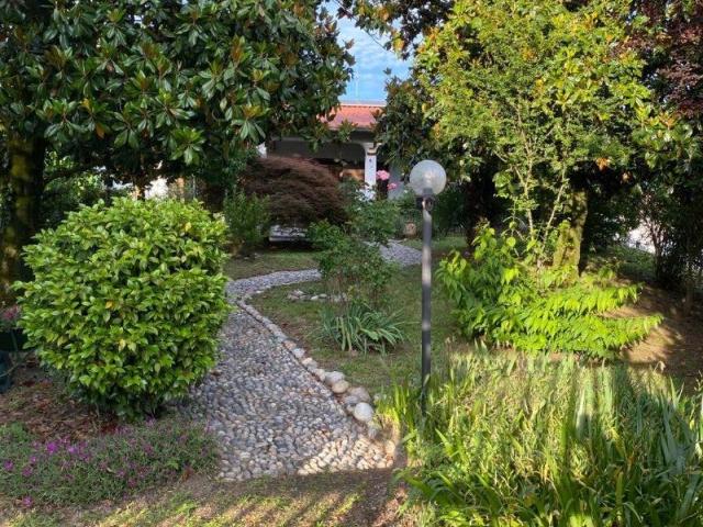 Villa in vendita a Sozzago NO