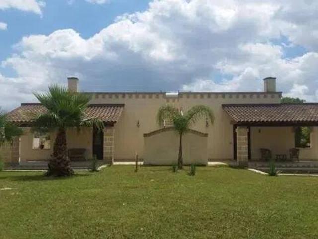 Villa in vendita a Sogliano Cavour LE