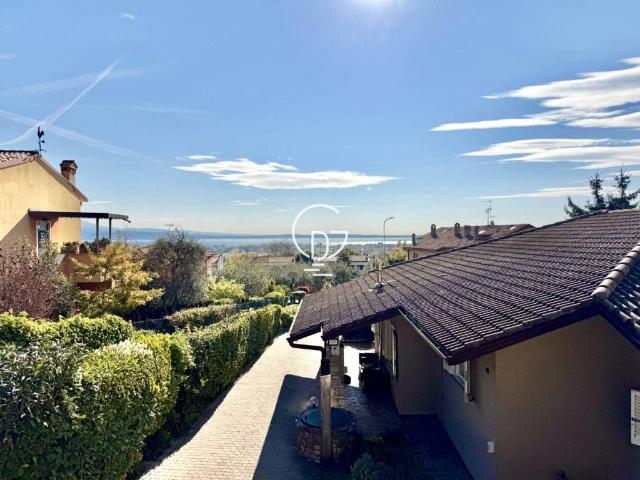 Villa in vendita a Soiano del Lago BS