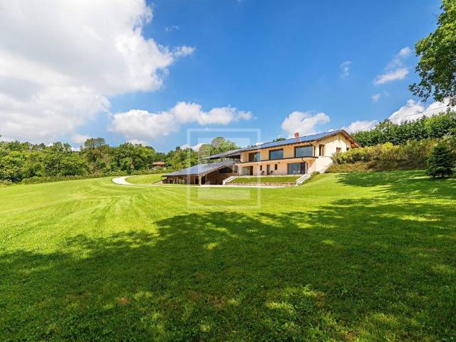 Villa in vendita a Soiano del Lago BS