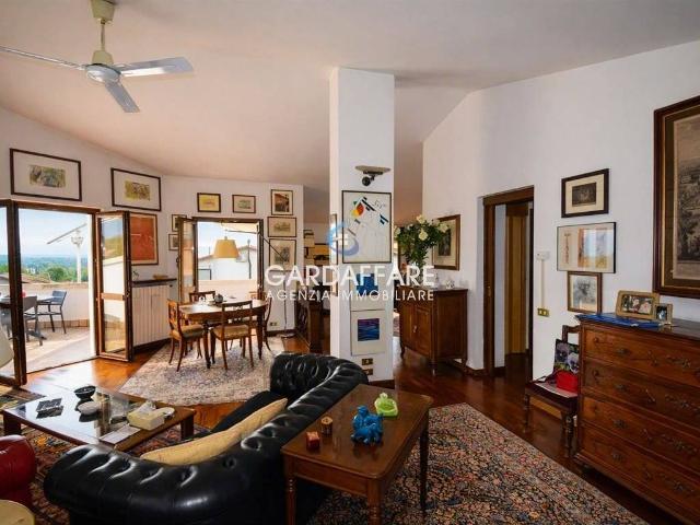 Villa in vendita a Soiano del Lago BS