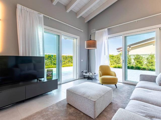 Villa in vendita a Soiano del Lago BS