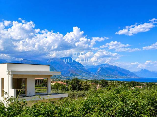 Villa in vendita a Soiano del Lago BS