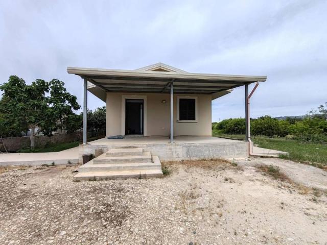 Villa in vendita a Solarino SR