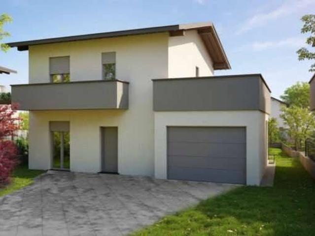 Villa in vendita a Solbiate con Cagno CO