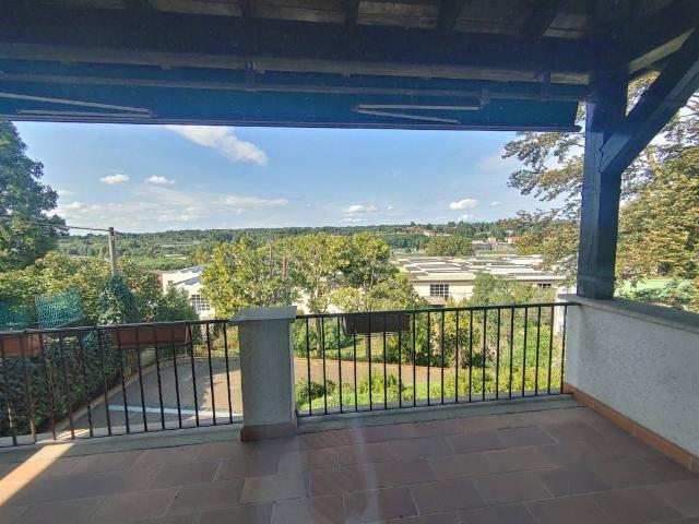 Villa in vendita a Solbiate Arno VA
