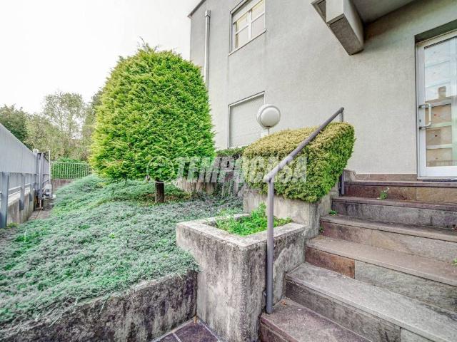 Villa in vendita a Solbiate Arno VA