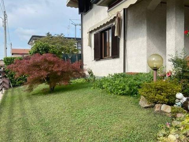 Villa in vendita a Solbiate Olona VA
