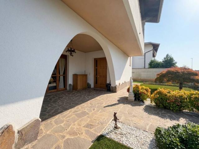 Villa in vendita a Solbiate Olona VA
