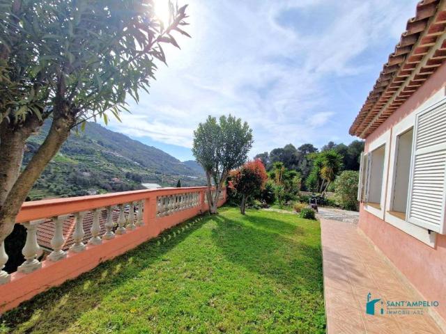 Villa in vendita a Soldano IM