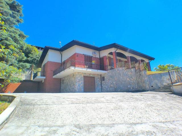 Villa in vendita a Solonghello AL