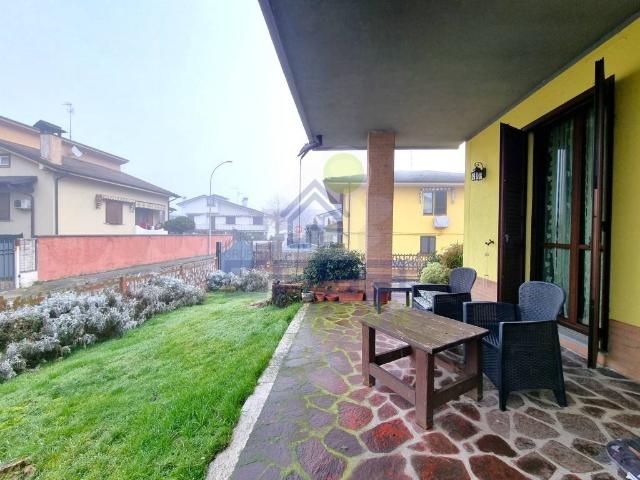 Villa in vendita a Somaglia LO